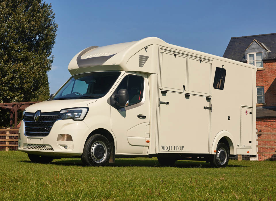 Equito Elegance Horsebox